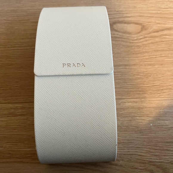 Prada runway women’s sunglasses - Picture 5 of 9